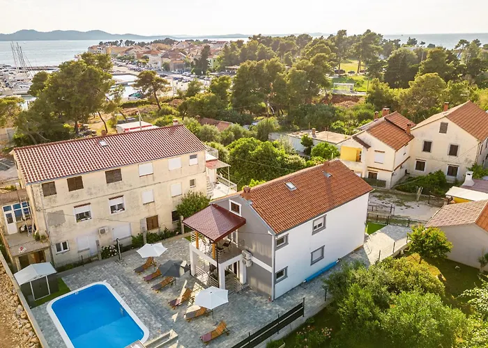 Gorgeous In With Wifi Hébergement de vacances Zadar